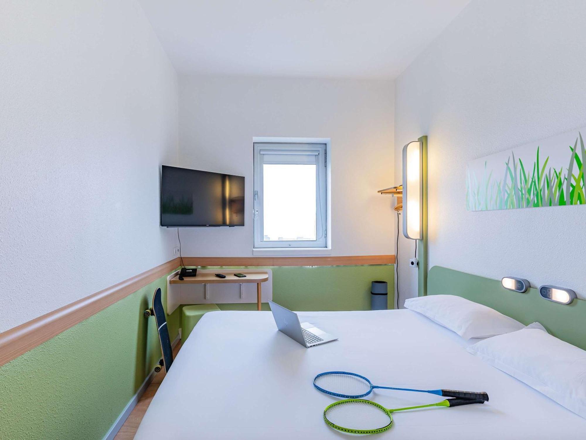 ไอบิส บัดเจ็ต ปอร์โต กายา Hotel บีลาโนวาเดกายา ภายนอก รูปภาพ